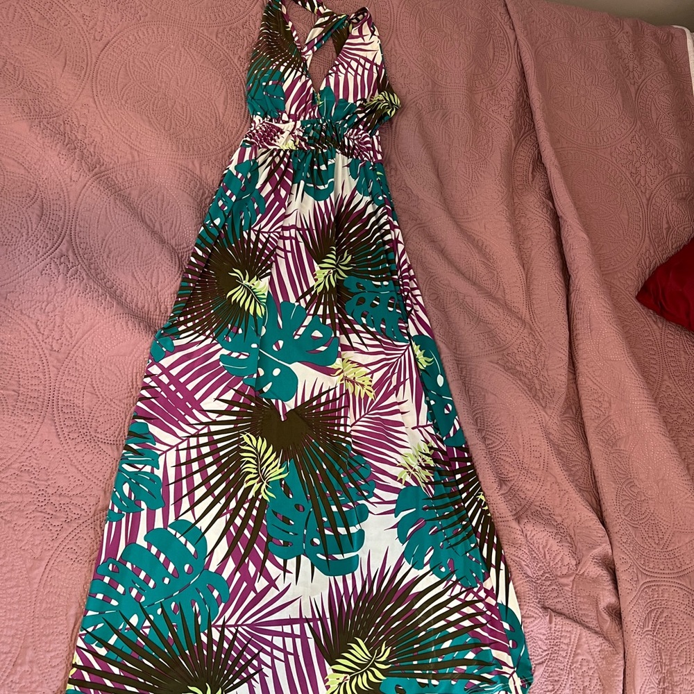 XS Attention Crossback Maxi Dress